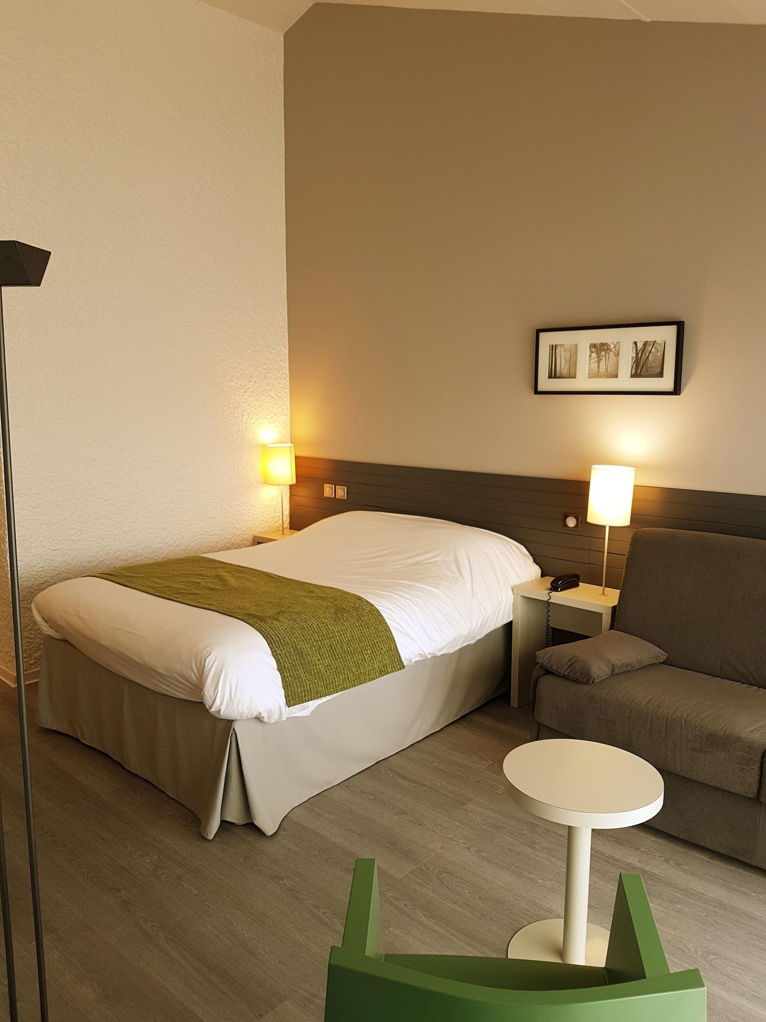 Kyriad Angouleme Nord Champniers- Hotel & Residence Exterior photo
